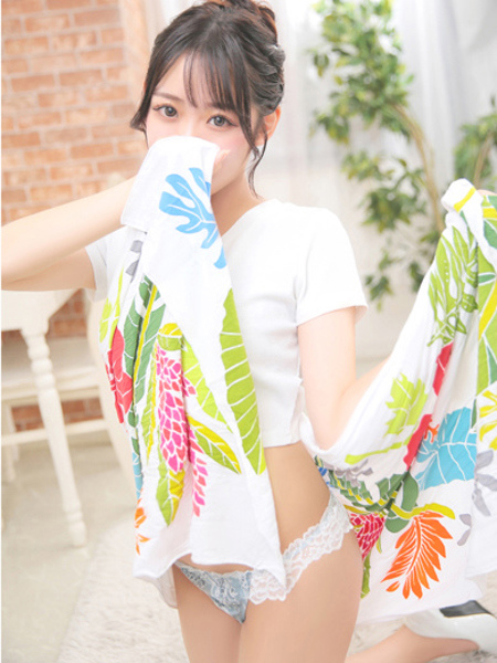 ユメ(19) アロマデパリ Aroma De Parisの写真2枚目 (日本橋発/風俗性感エステ)