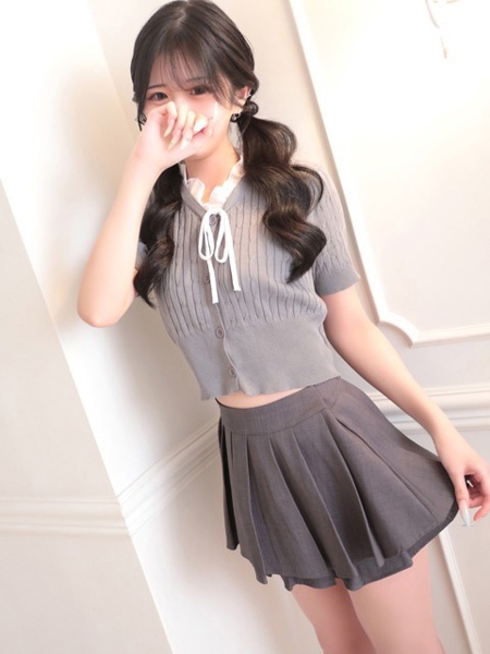 ゆな(21) ヒルズスパ 梅田+ プラスの写真2枚目 (梅田発/性感エステ)