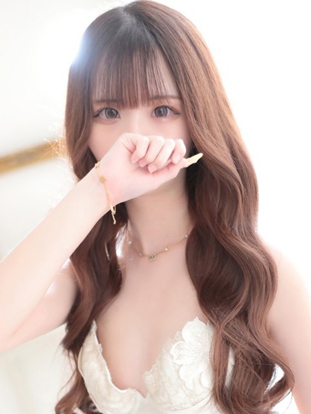 るな (18) ヒルズスパ 梅田+ プラス