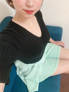 夏目 ゆい (23) アモル Amor