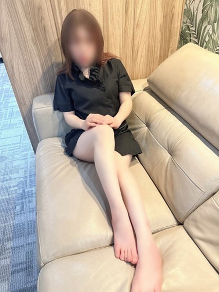 神城 ゆな(30) 神戸性感帯アロマ30の写真1枚目 (神戸発/性感エステ×痴女)