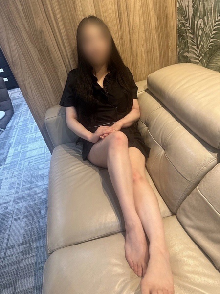 白石 しき(33) 神戸性感帯アロマ30の写真1枚目 (神戸発/性感エステ×痴女)