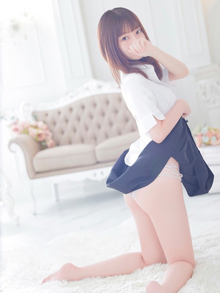 高橋 みほ(23) NADIA ナディア 大阪店の写真3枚目 (梅田発/性感エステ)