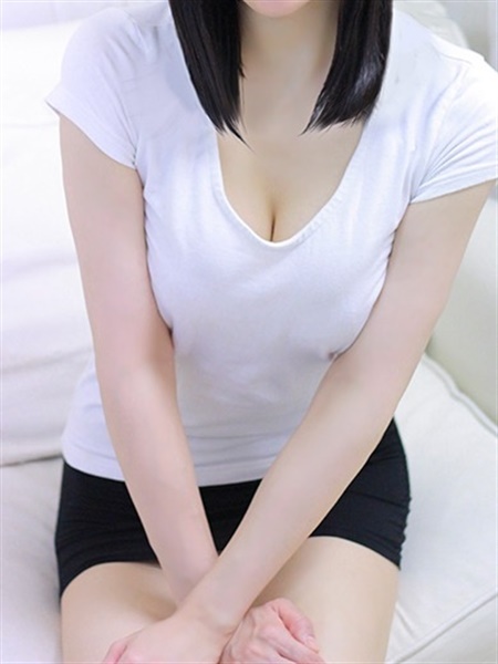 ゆうこ (26) 京都高級出張メンズエステ  シュシュ