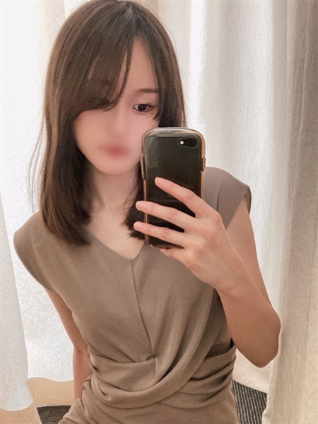 いおり (24) 禁断のメンズエステ R-18 梅田店