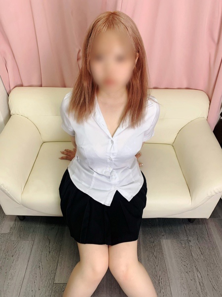 雪平 ほの(20) NADIA ナディア 心斎橋店の写真1枚目 (心斎橋/性感エステ)