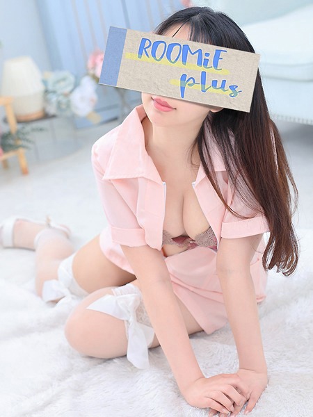 三崎ユイ (22) ルーミープラス ROOMiE PLUS+