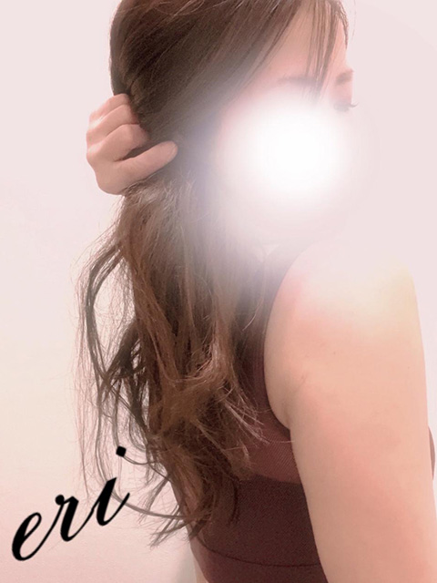 えり(36) 奥さんの手の写真4枚目 (西中島発/人妻性感エステ)