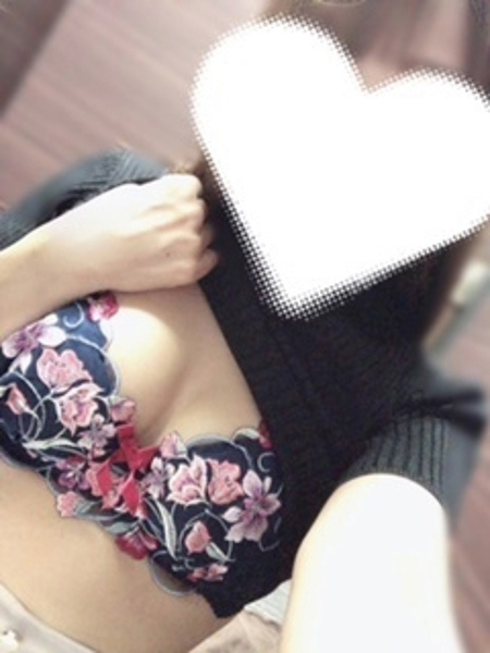 杉内 めいさ(29) ロマンスSPA 奈良の写真2枚目 (奈良市発/性感エステ)