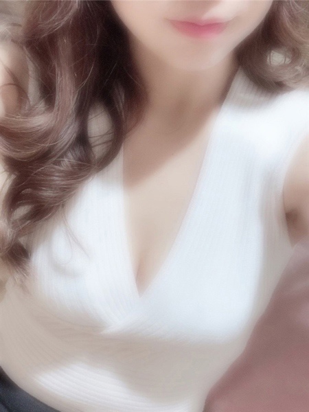 えみり(25) 姫路アロマエステの写真2枚目 (姫路発/性感マッサージ)