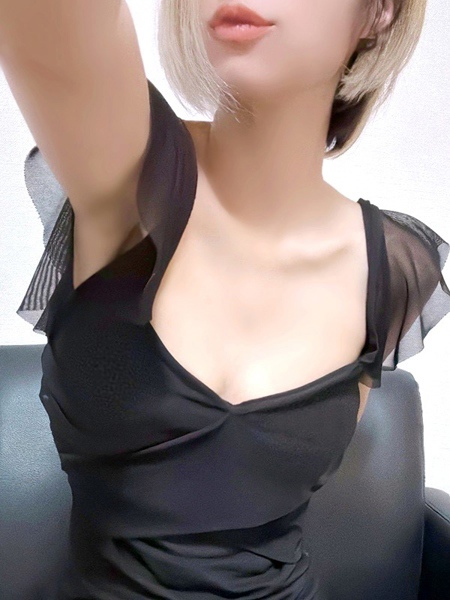 夏目 Mrs.AUBE SPA ミセスオーブスパのスタッフ