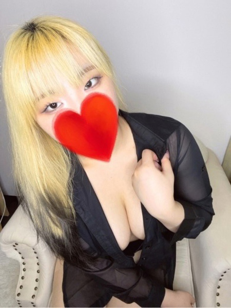 みお (19) キミの乳首が好き!! 大阪店