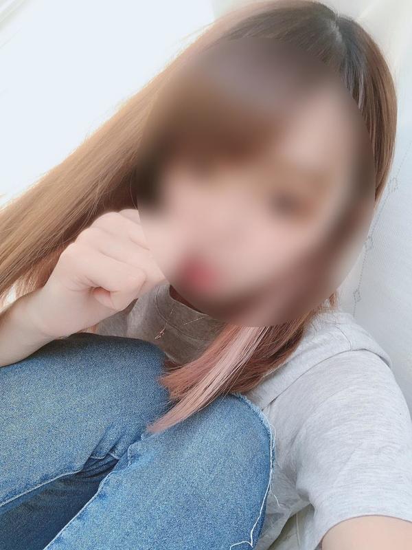 奏（かなで） PINK SAPPHIRE ピンクサファイアの女の子