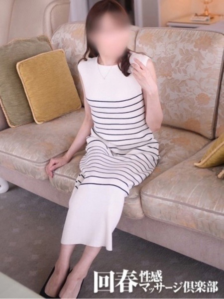 えれな(29) 神戸回春性感マッサージ倶楽部の写真2枚目 (神戸発/スケベマッサージ専門店)