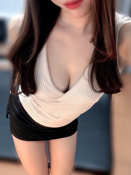 桃 (38) 祇園the.Mrs ギオンザミセス