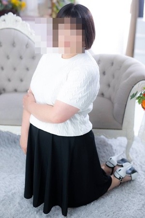 気配りと徹底したご奉仕「ひまわり」さん今すぐご案内できます　最終夜10時まで受付