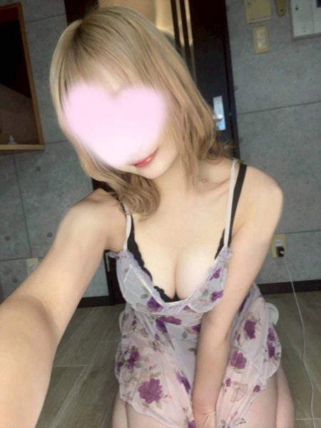 瑠奈（ルナ） (22) COLOR カラー