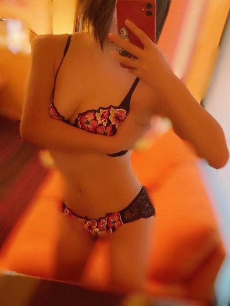 りおな (25) 大阪人妻アクシデント