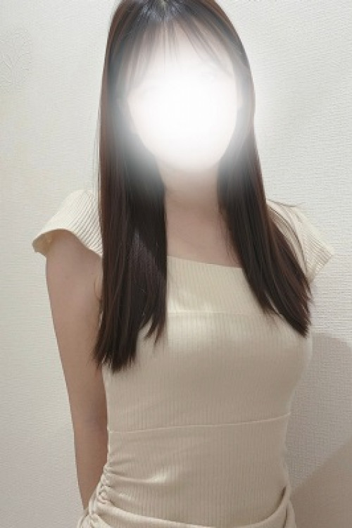 新木 (27) 心音 ココネ