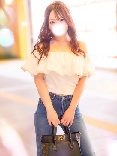 圧倒的美女と過ごす、常識を覆す濃密でエロスなひと時を・・・