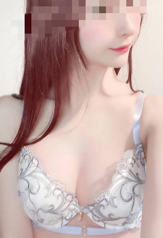 まこ (21) エステ花満開  はなまんかい