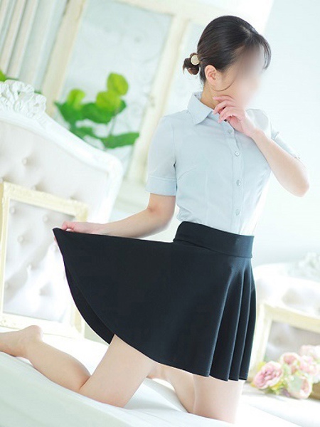 西崎 かなえ(30) NADIA ナディア 神戸店の写真1枚目 (神戸発/性感エステ)