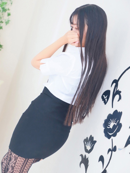 秋月 めい(32) NADIA ナディア 神戸店の写真5枚目 (神戸発/性感エステ)