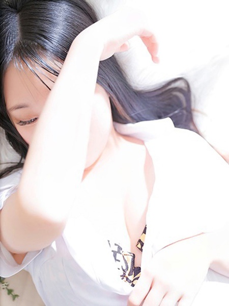 三条 さくらこ(24) NADIA ナディア 神戸店の写真1枚目 (神戸発/性感エステ)