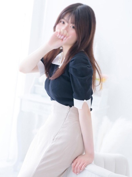 はる(19) 大阪エステ研究所 梅田店の写真2枚目 (梅田発/性感エステ)