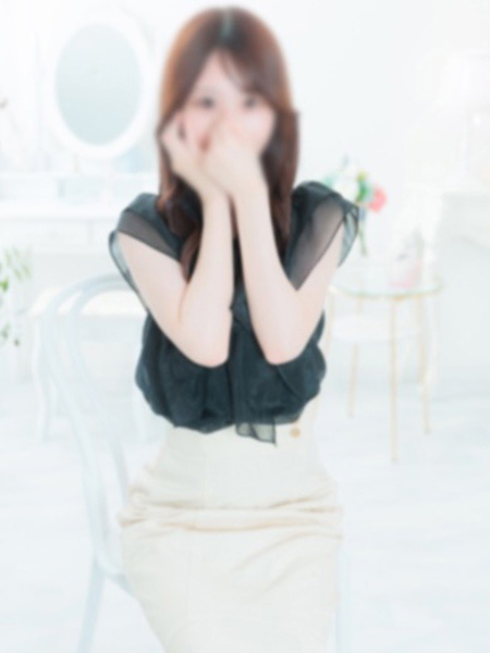 ゆあ(22) 大阪エステ研究所 梅田店の写真3枚目 (梅田発/性感エステ)