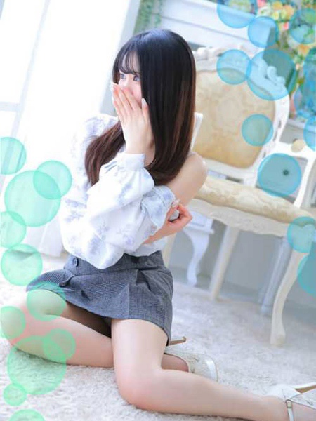 ねね(20) 大阪回春性感エステ・ティーク 谷九店の写真3枚目 (谷町九丁目/回春マッサージ)