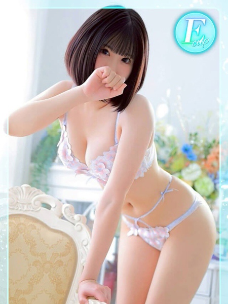 ひなた(21) 大阪回春性感エステ・ティーク 谷九店の写真4枚目 (谷町九丁目/回春マッサージ)