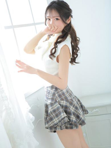 えいみ(21) Aroma Dione アロマディオーネ 大阪店の写真2枚目 (梅田発/高級性感エステ)