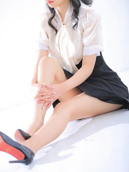 かほ(22) Aroma Dione アロマディオーネ 大阪店の写真4枚目 (梅田発/高級性感エステ)