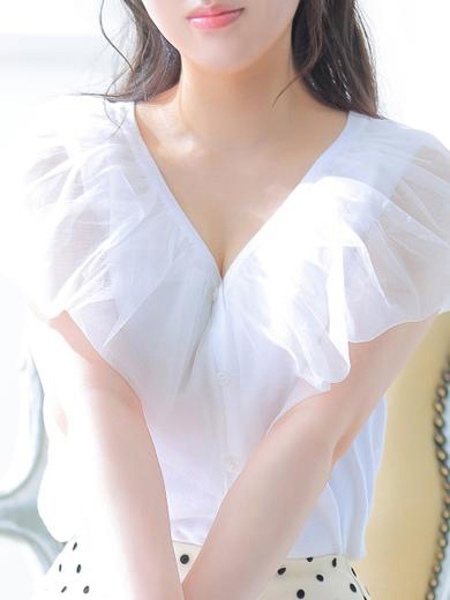 れい(18) Aroma Dione アロマディオーネ 大阪店の写真1枚目 (梅田発/高級性感エステ)