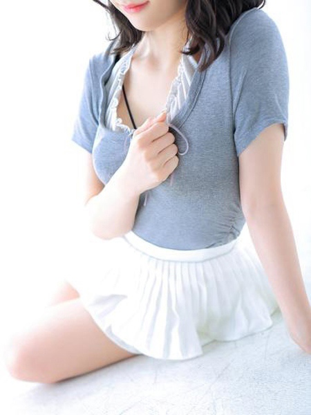 るな(22) Aroma Dione アロマディオーネ 大阪店の写真4枚目 (梅田発/高級性感エステ)